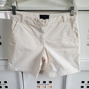 J.CREW Cream colored Women’s Shorts Size 6